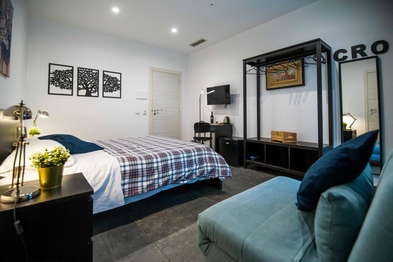 Quattro Briganti Bed & Breakfast Salerno Bagian luar foto