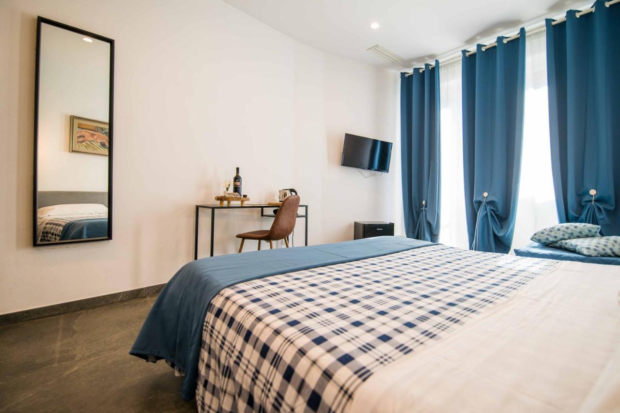 Quattro Briganti Bed & Breakfast Salerno Bagian luar foto