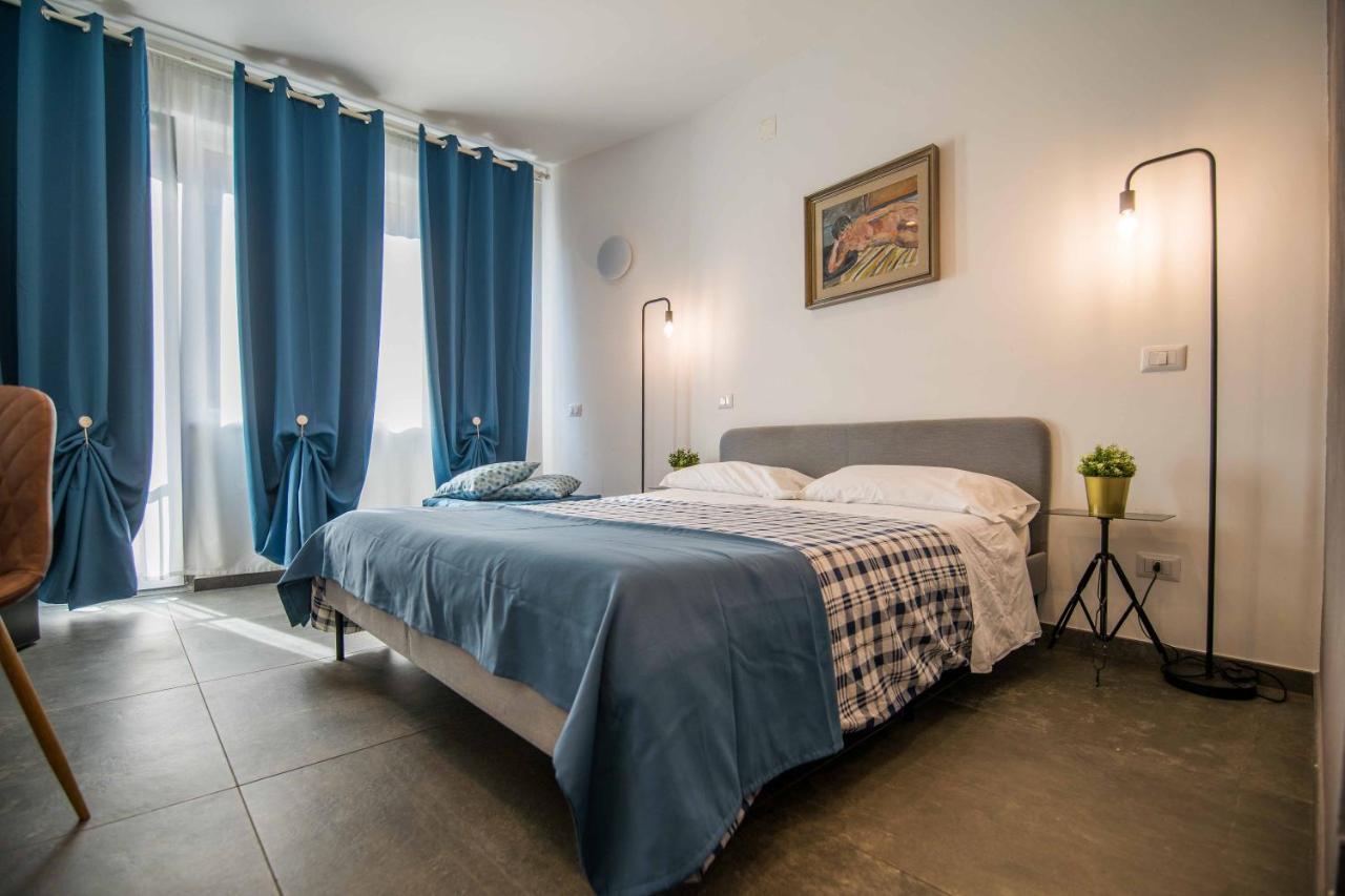 Qu4Ttro I Quattro Briganti Bed & Breakfast Salerno Bagian luar foto