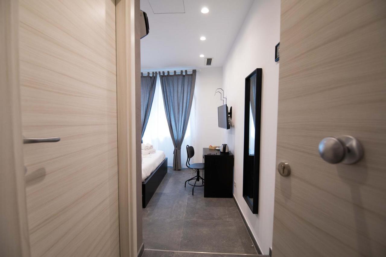 Quattro Briganti Bed & Breakfast Salerno Bagian luar foto