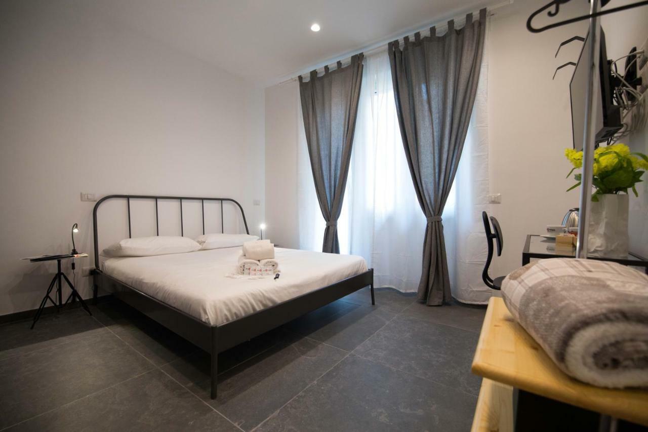 Quattro Briganti Bed & Breakfast Salerno Bagian luar foto