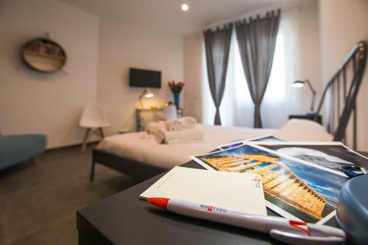 Quattro Briganti Bed & Breakfast Salerno Bagian luar foto